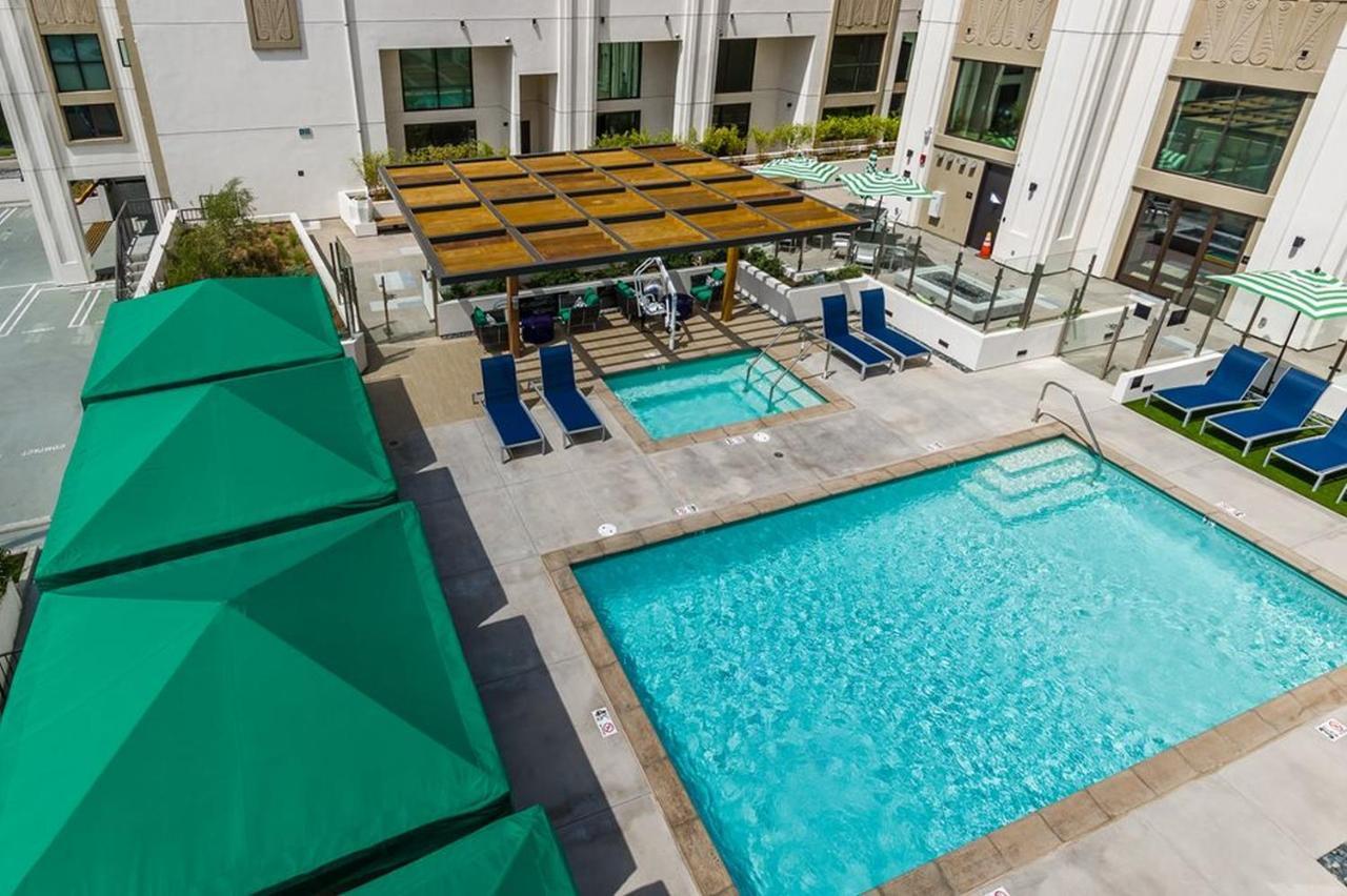 One Lux Stay At The Mansfield Miracle Mile 洛杉矶 外观 照片