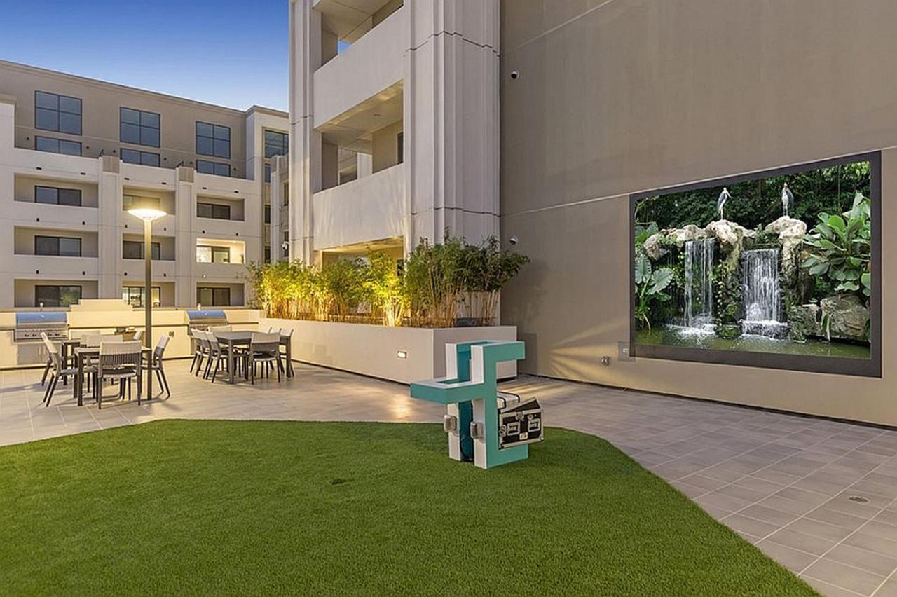 One Lux Stay At The Mansfield Miracle Mile 洛杉矶 外观 照片