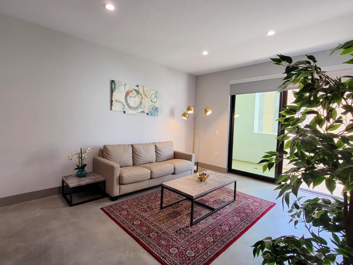 One Lux Stay At The Mansfield Miracle Mile 洛杉矶 外观 照片